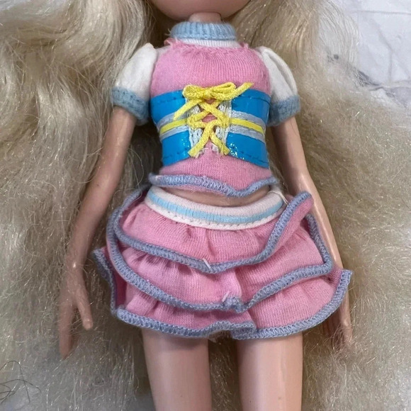 Moxie Girlz Blonde Doll Dressed Pink MGA 2009 Avery Silly Monkey Doll - Picture 3 of 7